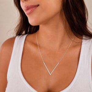 Colar V em Prata 925 Feminino