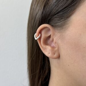 Piercing Click com Zircônias em Formato de Gota