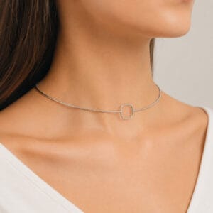 Choker Aro Geométrico Quadrado Vazado em Prata 925 – 35 cm
