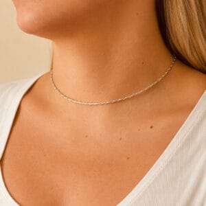 Choker Aro Torcidinho Diamantado em Prata 925 com Extensor