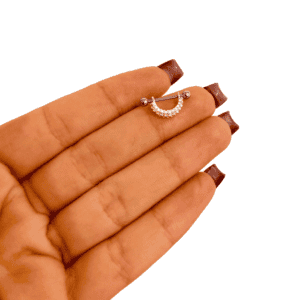 Piercing Pino com Semi Arco Cravejado
