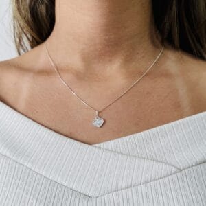 Colar Pingente Coração Cravejado 10 mm