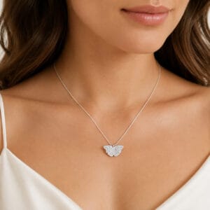 Colar Borboleta Cravejada Luxo com Zircônias em Prata 925