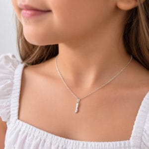 Colar Feminino ou Infantil com Pingente Figa 10 mm em Prata 925 – 45 cm