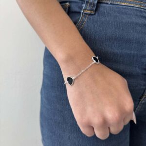 Pulseira 3 Corações Pedras Pretas