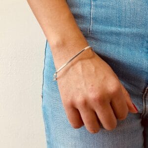 Bracelete Quadrado 2 mm Fecho Trava