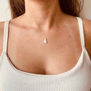 Colar Nylon Pingente Aparecida Madrepérola