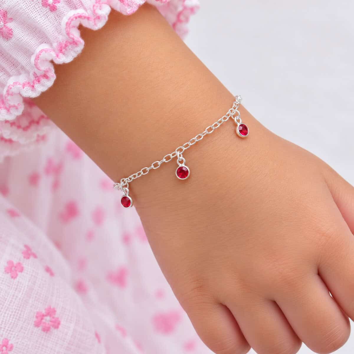 Pulseira Infantil com 3 Zircônias Vermelhas em Prata 925 – 14,5 cm (3)