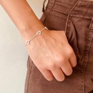 Pulseira Corações Cravejados
