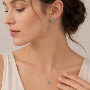 Conjunto Colar e Brincos Pedra Verde Retangular em Prata 925