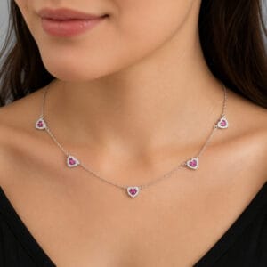 Colar de Prata 925 com 5 Corações Rosa Escuro Cravejados