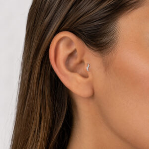 Piercing Curvo Cravejado com Zircônias em Prata 925 – 9 mm